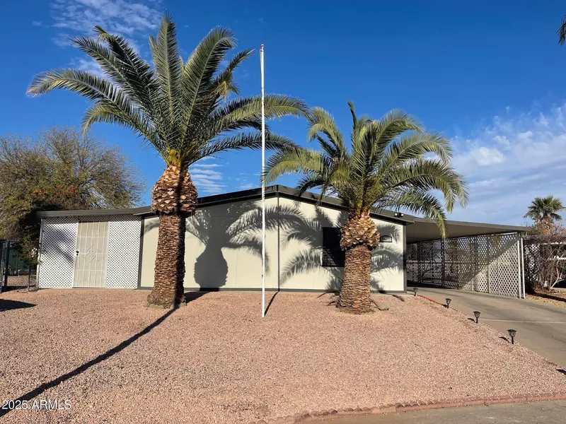 245 S 56th Street #112, Mesa, AZ 85206