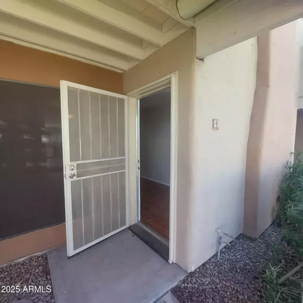 Phoenix, AZ 85020,1425 E DESERT COVE Avenue #53