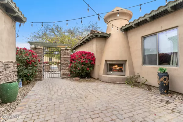 Scottsdale, AZ 85260,9869 E DAVENPORT Drive