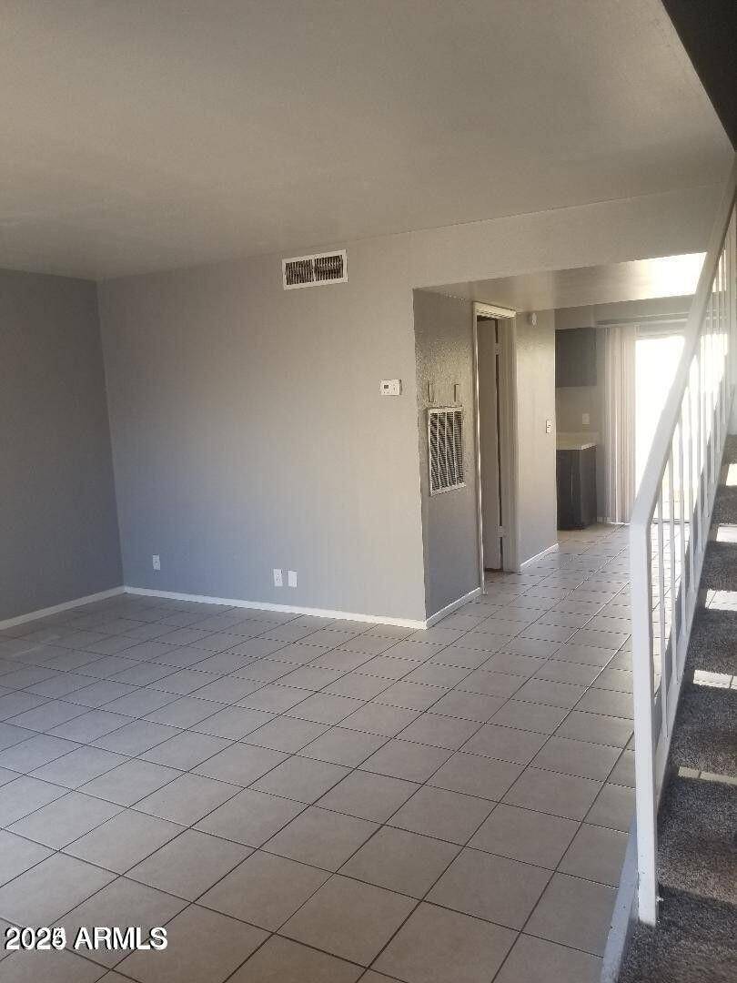 Phoenix, AZ 85051,3526 W DUNLAP Avenue #161