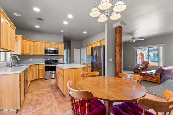 Wickenburg, AZ 85390,640 E DESERT CANYON Road