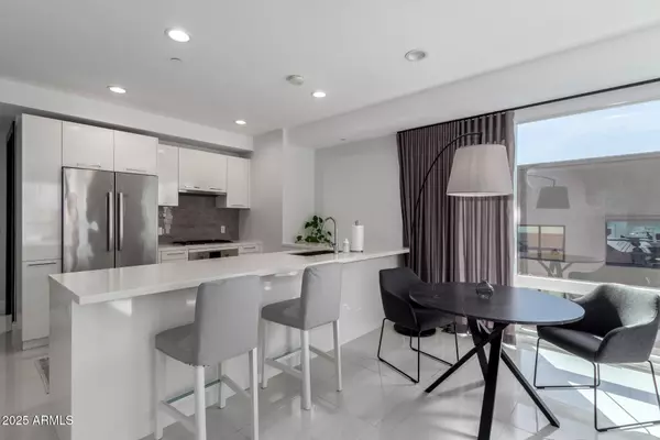 Scottsdale, AZ 85251,4422 N 75TH Street #6007