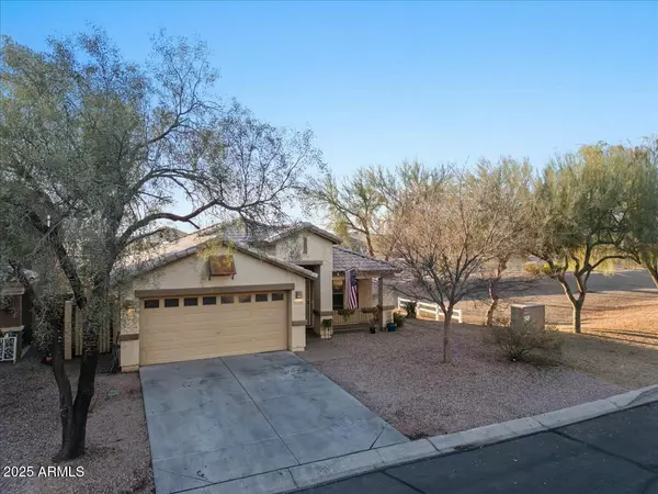 29136 N YELLOW BEE Drive, San Tan Valley, AZ 85143