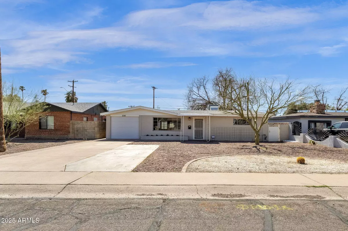 Phoenix, AZ 85016,2545 E AMELIA Avenue