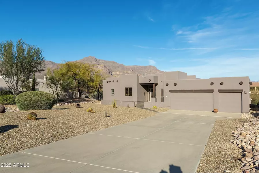 4845 S Strike-It-Rich Drive, Gold Canyon, AZ 85118