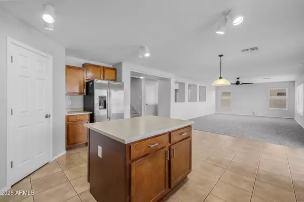 Maricopa, AZ 85138,43646 W ELIZABETH Avenue