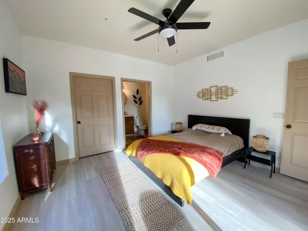 Fountain Hills, AZ 85268,16545 E GUNSIGHT Drive #103
