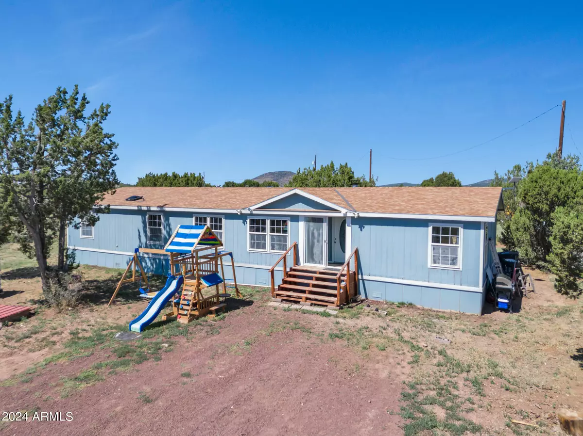 Williams, AZ 86046,703 E Janel Drive