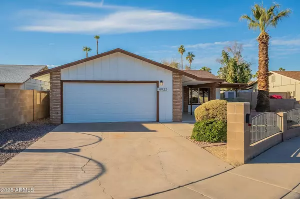 Glendale, AZ 85302,4932 W GOLDEN Lane