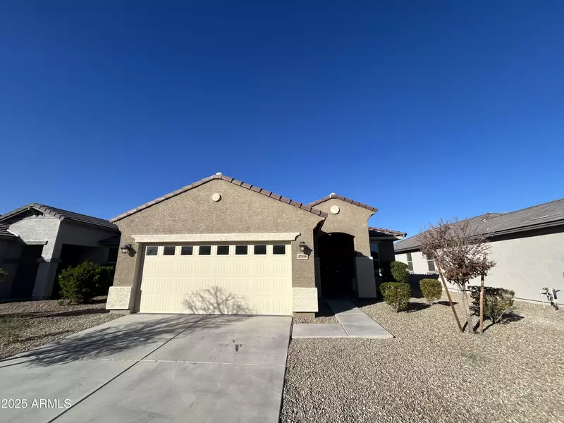 17956 W JESSIE Lane, Surprise, AZ 85387