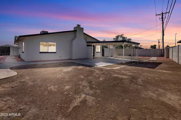 Glendale, AZ 85302,5942 W Seldon Lane