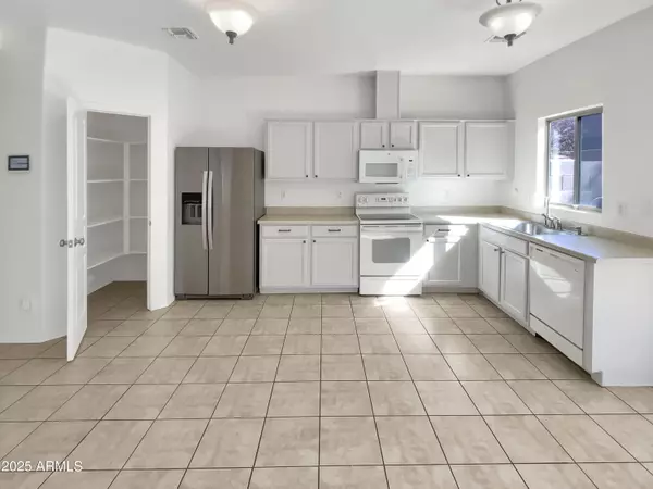 Peoria, AZ 85345,7009 W LINCOLN Street