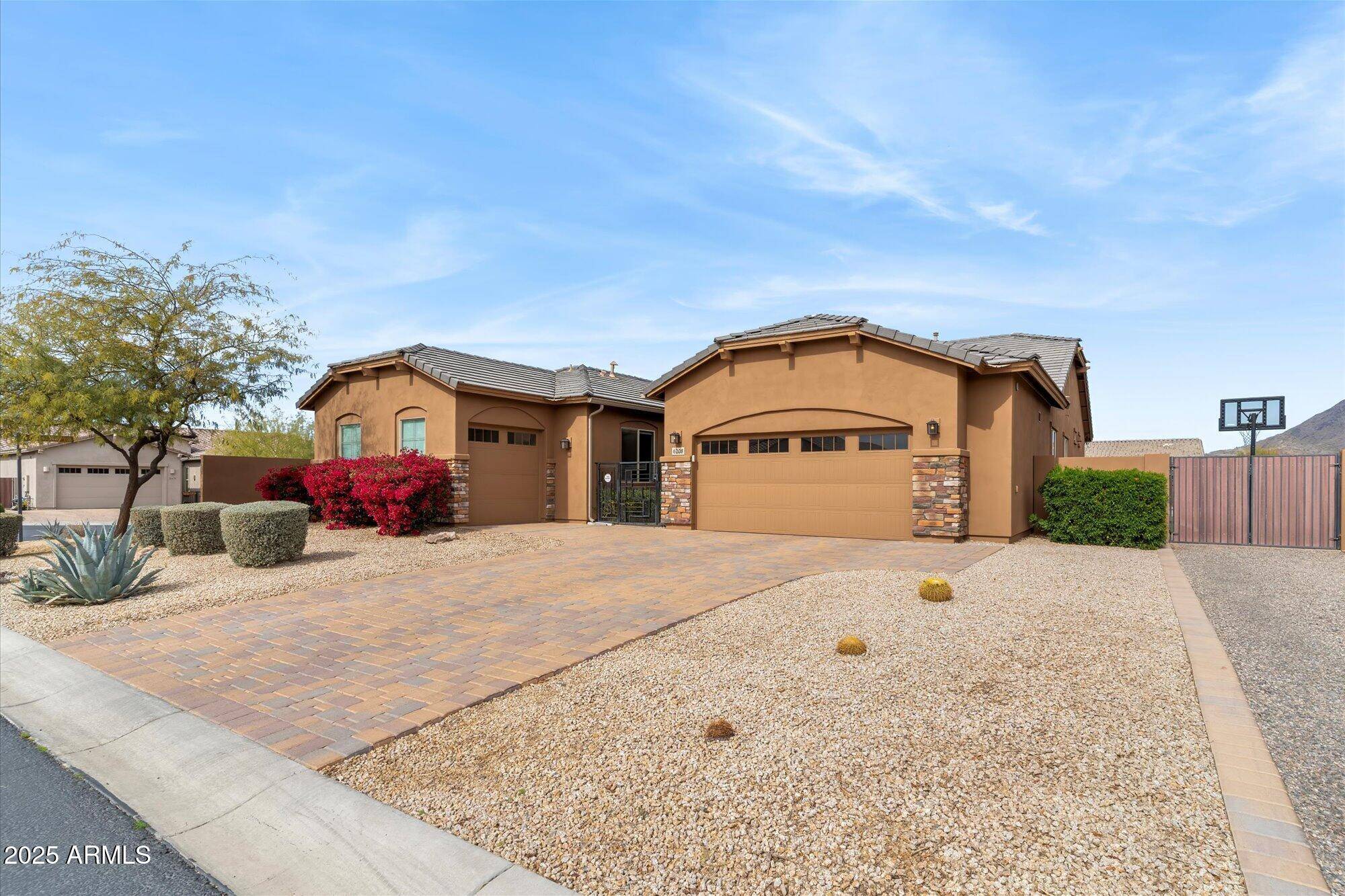 Cave Creek, AZ 85331,6208 E LONESOME Trail