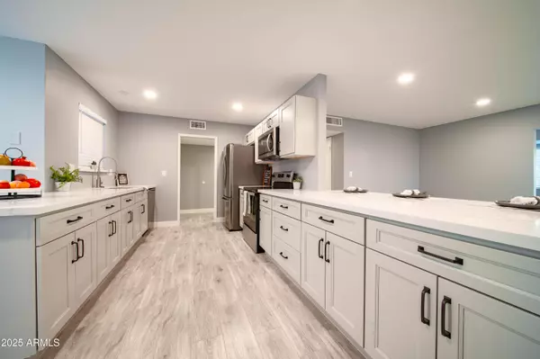 Sun City, AZ 85351,10523 W ROUNDELAY Circle