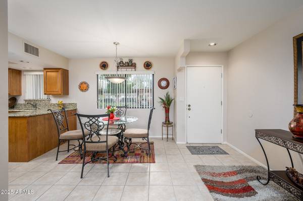 Phoenix, AZ 85032,12212 N PARADISE VILLAGE Parkway S #146