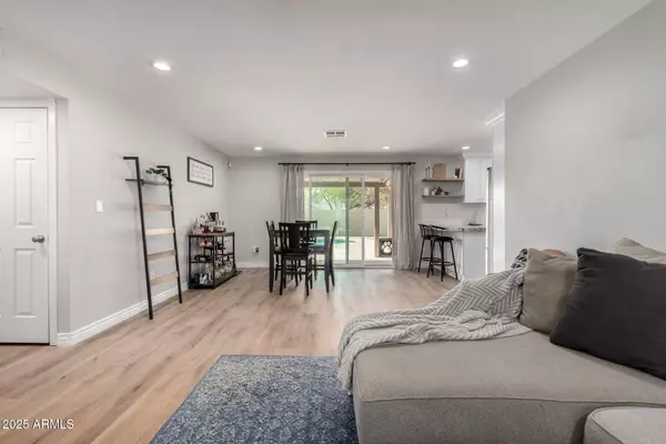 Phoenix, AZ 85032,3503 E CAMPO BELLO Drive