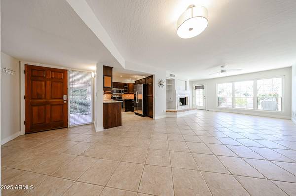 Scottsdale, AZ 85250,7800 E LINCOLN Drive E #1102