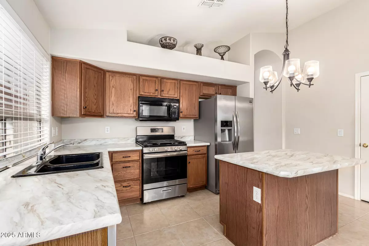 San Tan Valley, AZ 85143,757 E LOVEGRASS Drive