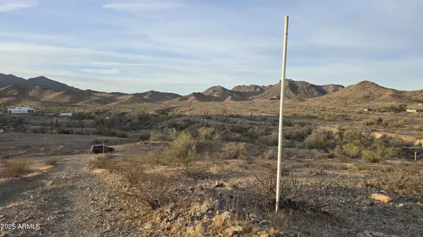 Goodyear, AZ 85338,86 S Litchfield Road #-