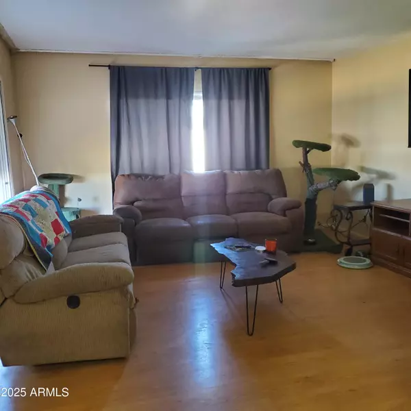 1916 W Morningside Drive #111, Phoenix, AZ 85023