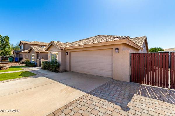 Mesa, AZ 85215,6543 E PRESTON Street