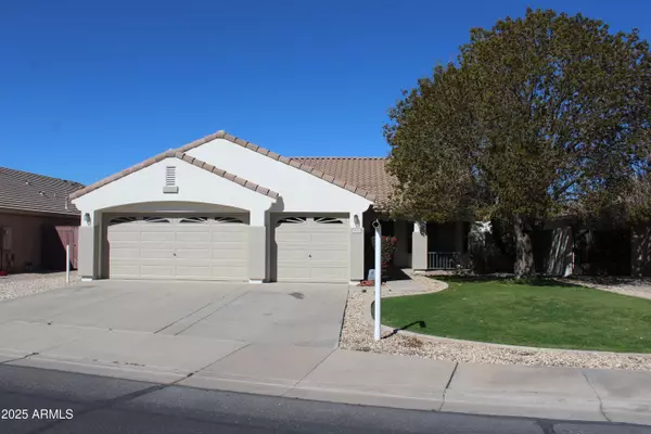 5624 E Garnet Avenue, Mesa, AZ 85206