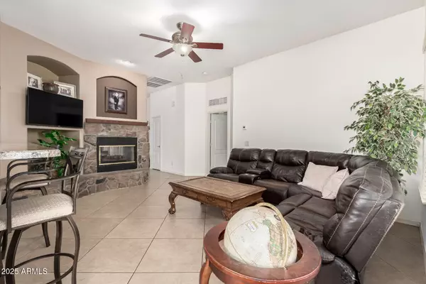 Phoenix, AZ 85083,26826 N 66TH Lane