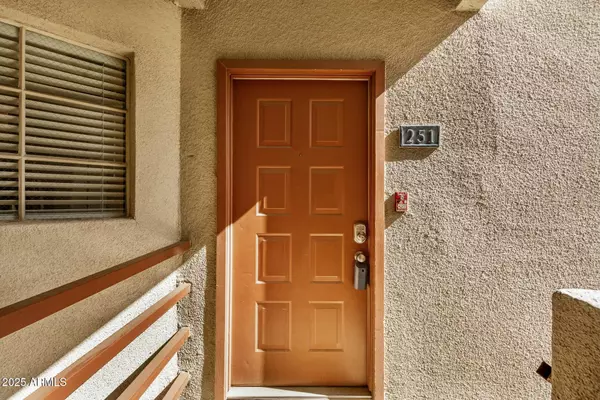 Scottsdale, AZ 85254,4850 E DESERT COVE Avenue #251