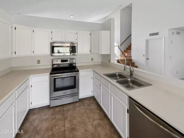 Phoenix, AZ 85037,8722 W WILSHIRE Drive