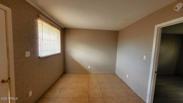 Phoenix, AZ 85034,1514 E ADAMS Street #4