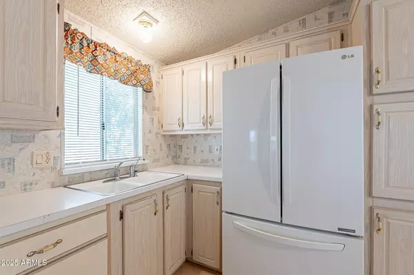 Coolidge, AZ 85128,1925 S Arizona Boulevard #142