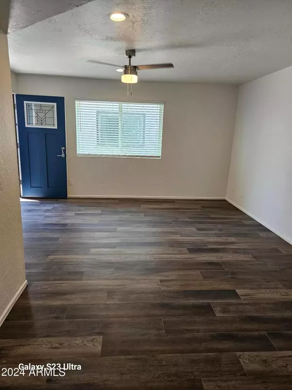 Mesa, AZ 85204,750 E 1st Avenue #13