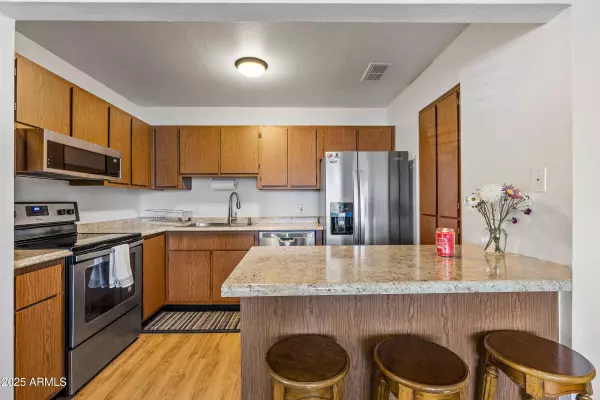 Flagstaff, AZ 86001,1200 S Riordan Ranch Street #11