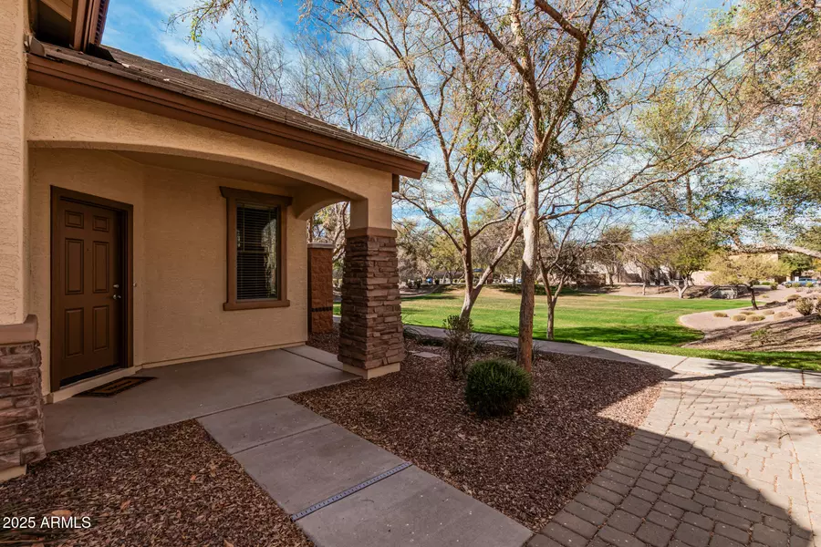 2454 E VERMONT Drive, Gilbert, AZ 85295