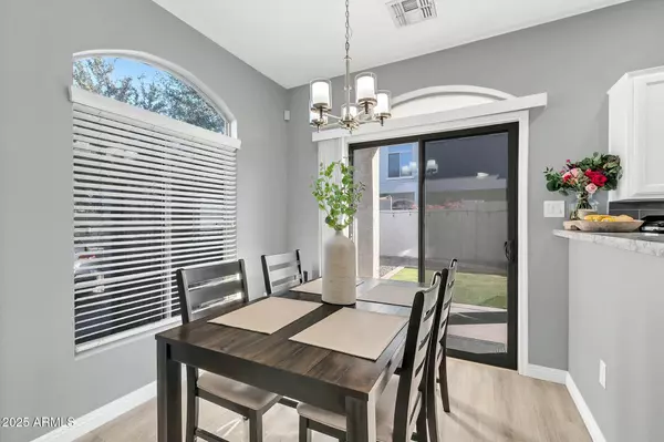 Tempe, AZ 85288,2402 E 5TH Street #1455