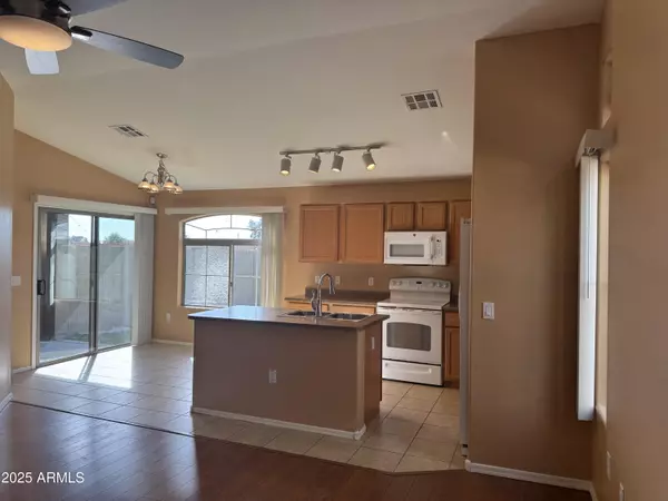 Mesa, AZ 85206,1350 S GREENFIELD Road #1085