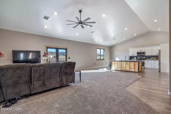 Eagar, AZ 85925,465 W 4TH Avenue