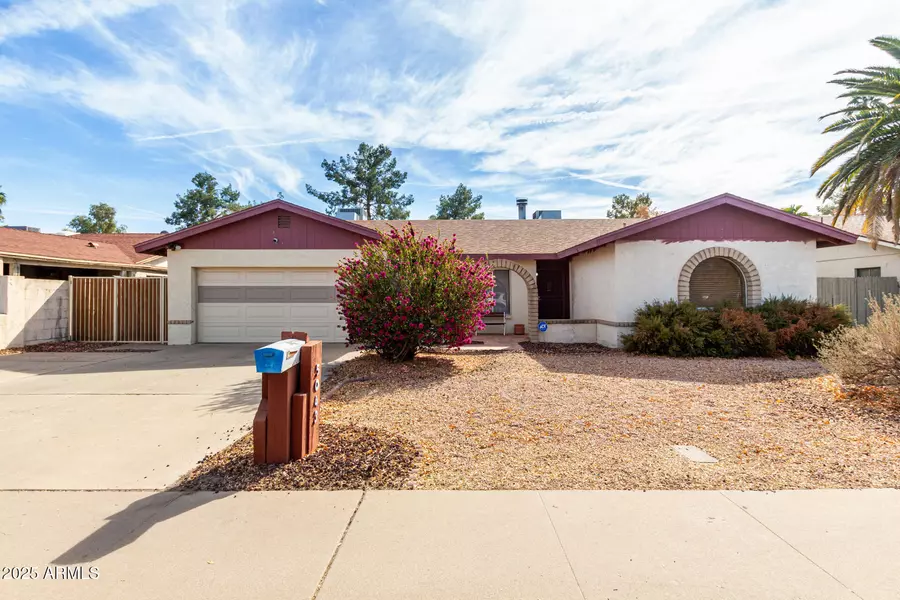 5043 W CHRISTY Drive, Glendale, AZ 85304