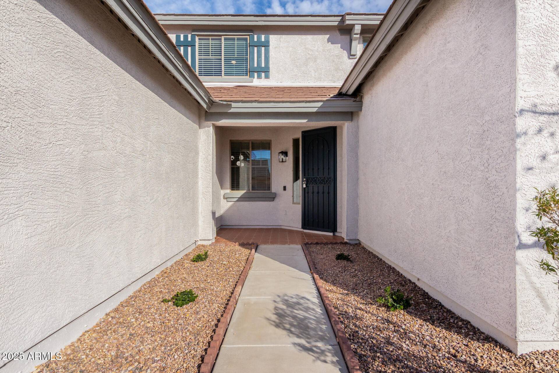 San Tan Valley, AZ 85143,32815 N SLATE CREEK Drive