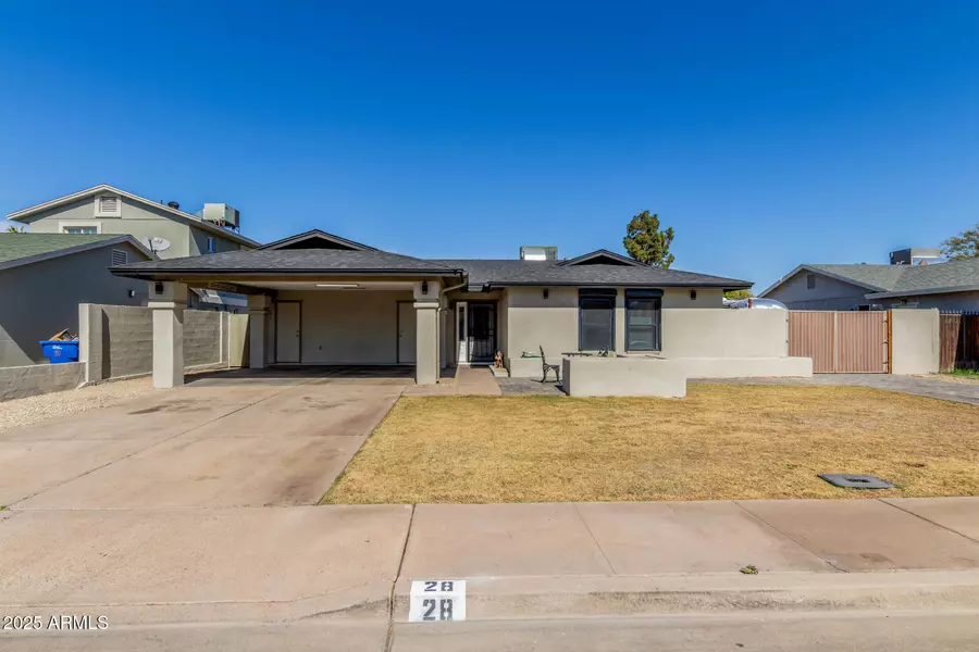 28 W HILLSIDE Street, Mesa, AZ 85201