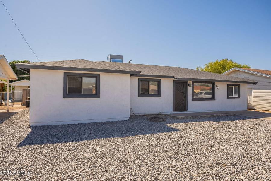 5731 W MORTEN Avenue, Glendale, AZ 85301