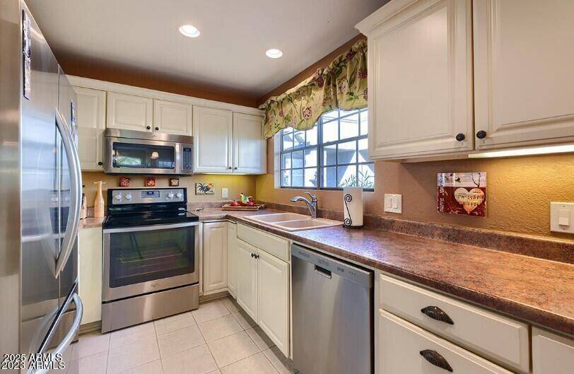 Scottsdale, AZ 85258,10017 E MOUNTAIN VIEW Road #1041