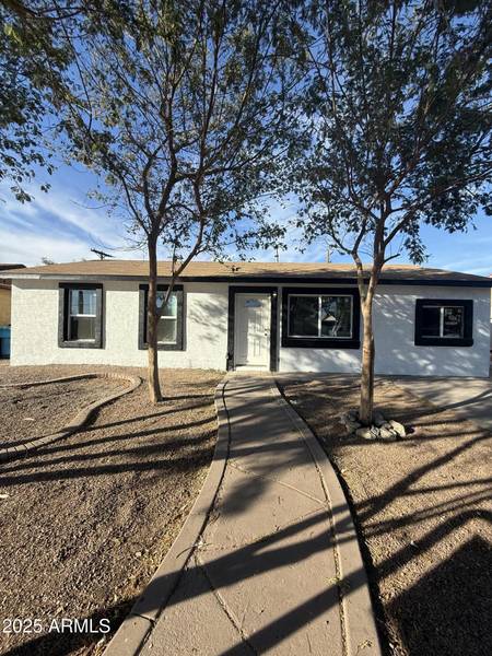 5846 W Cheery Lynn Road, Phoenix, AZ 85031