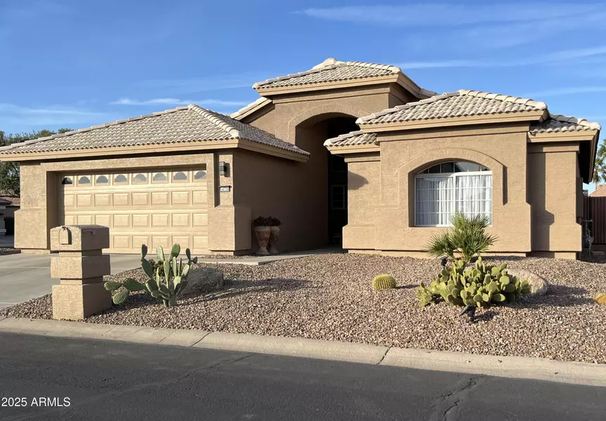 14728 W CHEERY LYNN Drive, Goodyear, AZ 85395