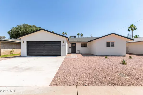 1007 E CAMPUS Drive, Tempe, AZ 85282