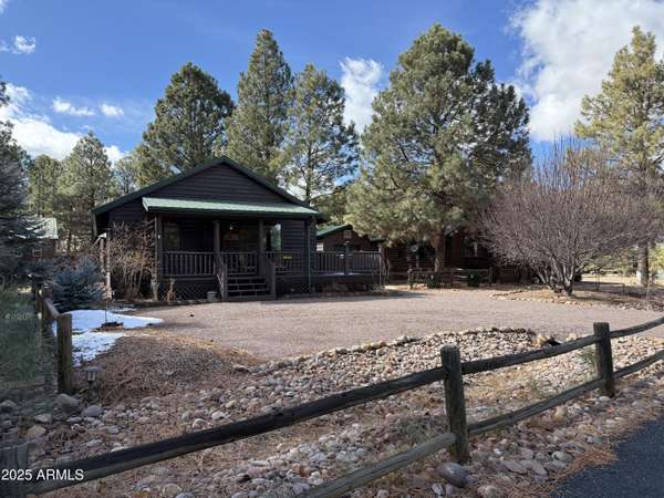 2646 Lodge Loop, Overgaard, AZ 85933