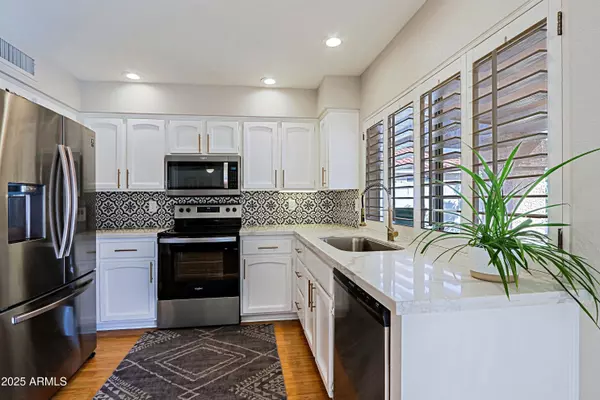 Phoenix, AZ 85051,7103 N 28TH Drive