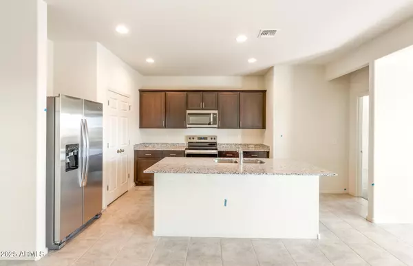 Maricopa, AZ 85138,16575 N Comet Trail