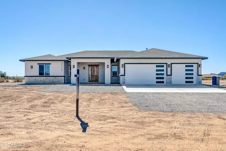 39323 W FLOWER Street, Tonopah, AZ 85354