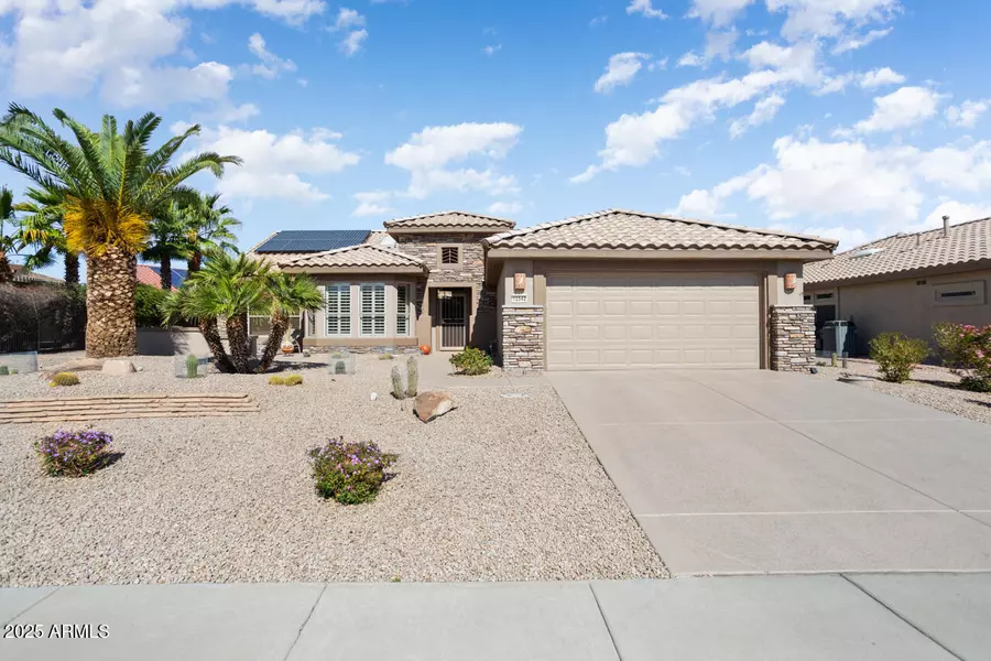 15542 W CYPRESS POINT Drive, Surprise, AZ 85374